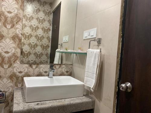 Бардхаман: Hotel Bless Inn