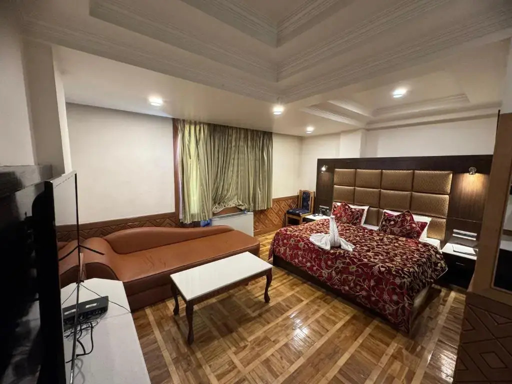 Шринагар: Opera Inn by OYO Rooms