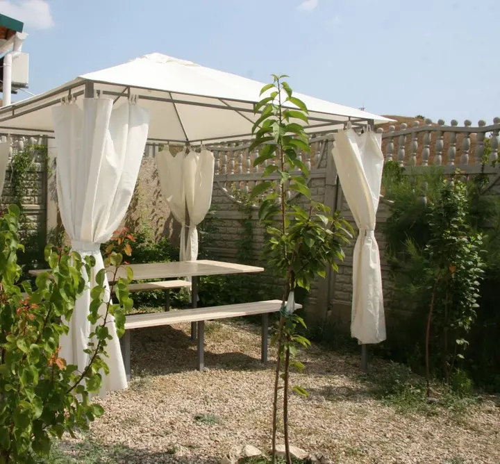 Курортное: Guest House Parus