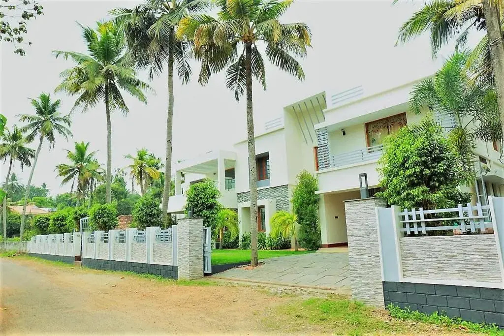 Cheppad: Shamrock Home Stay (5-Bedroom Bungalow)