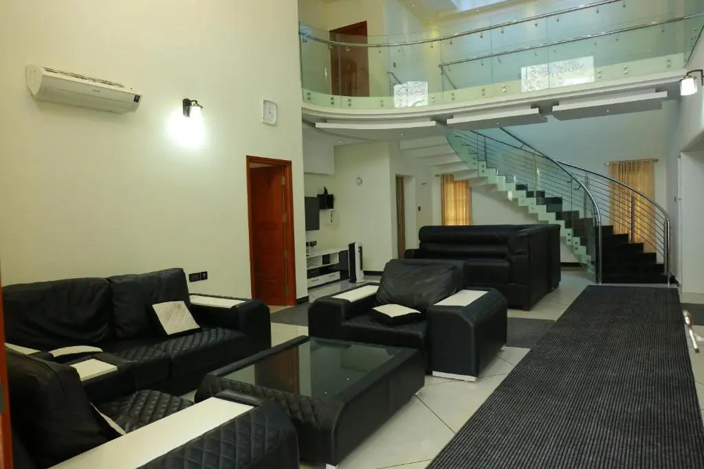 Cheppad: Shamrock Home Stay (5-Bedroom Bungalow)