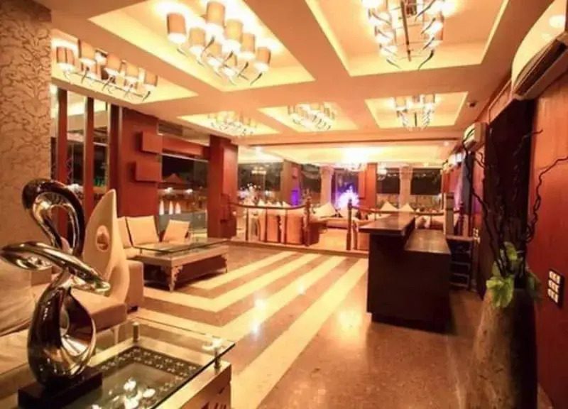 Bilaspur: Hotel Clover