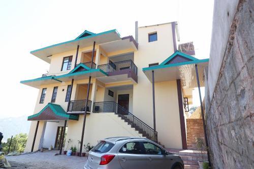 Казаули: OYO 27648 Kasauli Greens