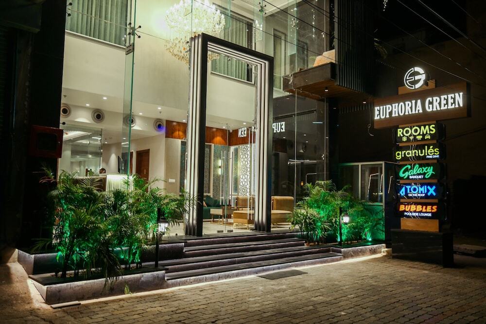 Амритсар: Hotel Euphoria Green