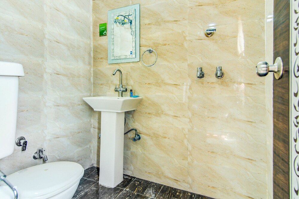 Амритсар: FabHotel KS