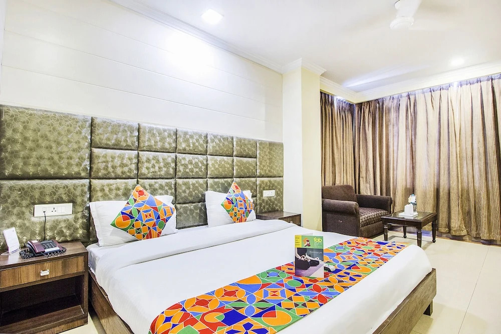 Амритсар: FabHotel Aay Kay