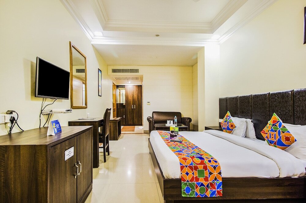 Амритсар: FabHotel Aay Kay
