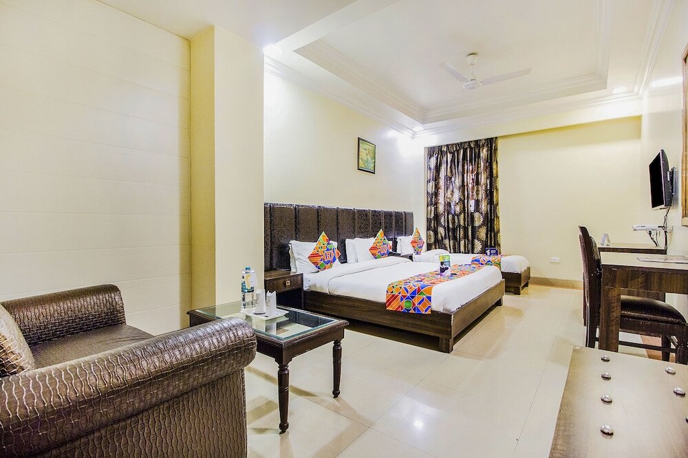 Амритсар: FabHotel Aay Kay