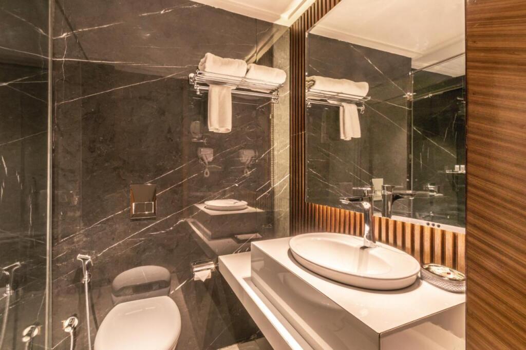 Амритсар: Amritara Kirpa Amritsar
