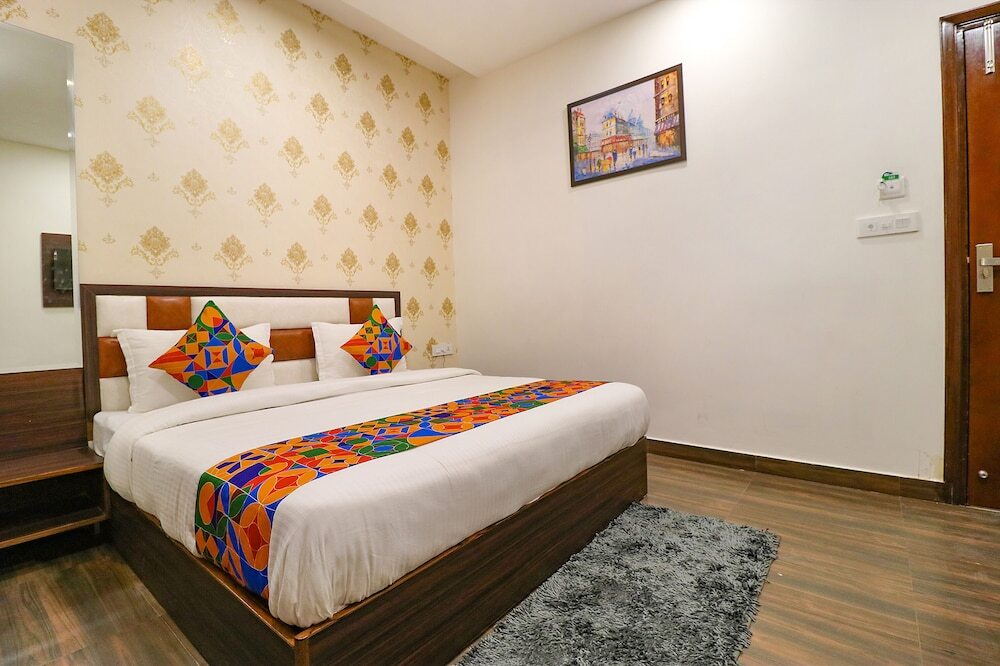 Амритсар: Fabhotel California Heights