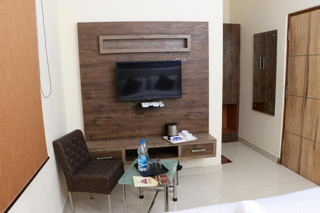 Амритсар: Hotel Avitaj inn