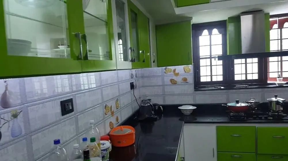 Cheppad: East Top Villa Fully Furnished 4bhk in Thiruvalla