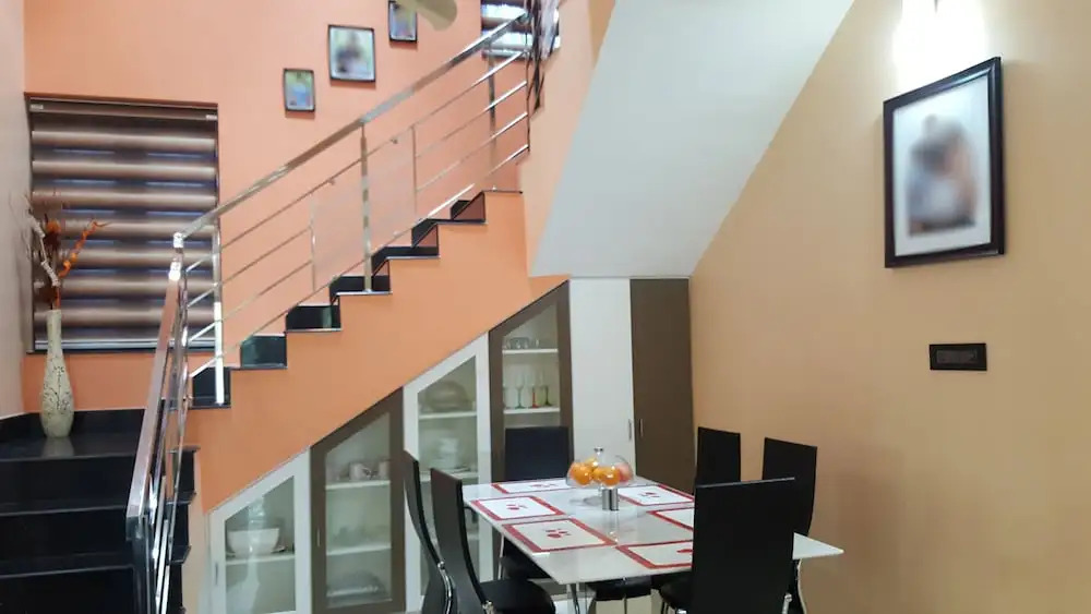 Cheppad: East Top Villa Fully Furnished 4bhk in Thiruvalla