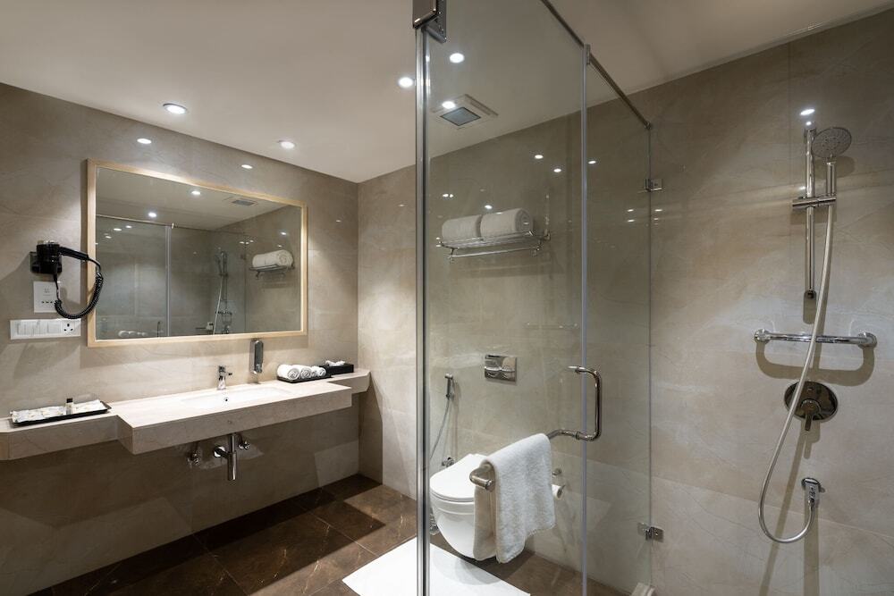 Солан: Cassia Hotels and Resorts