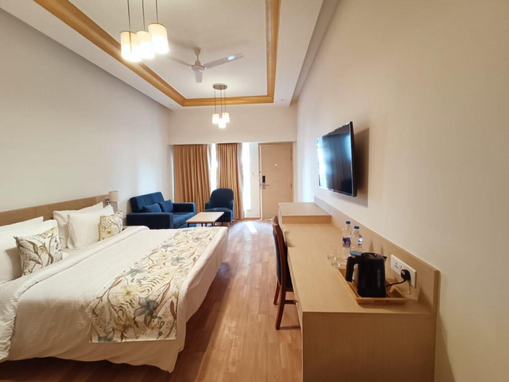 Солан: Cassia Hotels and Resorts