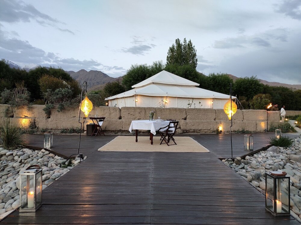 Лех: Chamba Camp Thiksey by TUTC