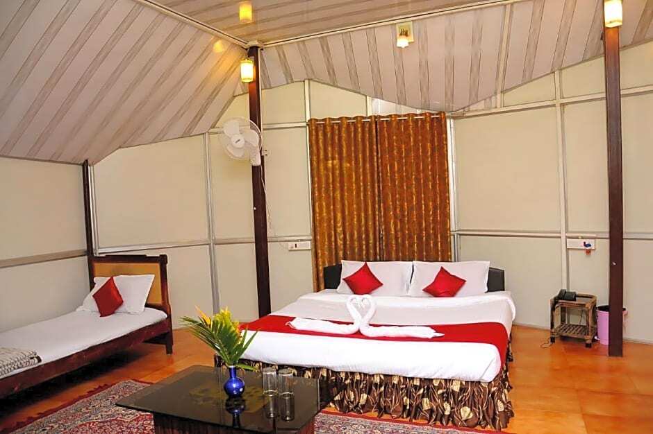 Кушалнагар: Prashanthi Resort