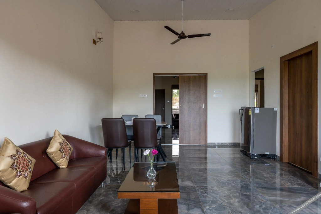 Нерал: HillRock Resort & Villas, Karjat