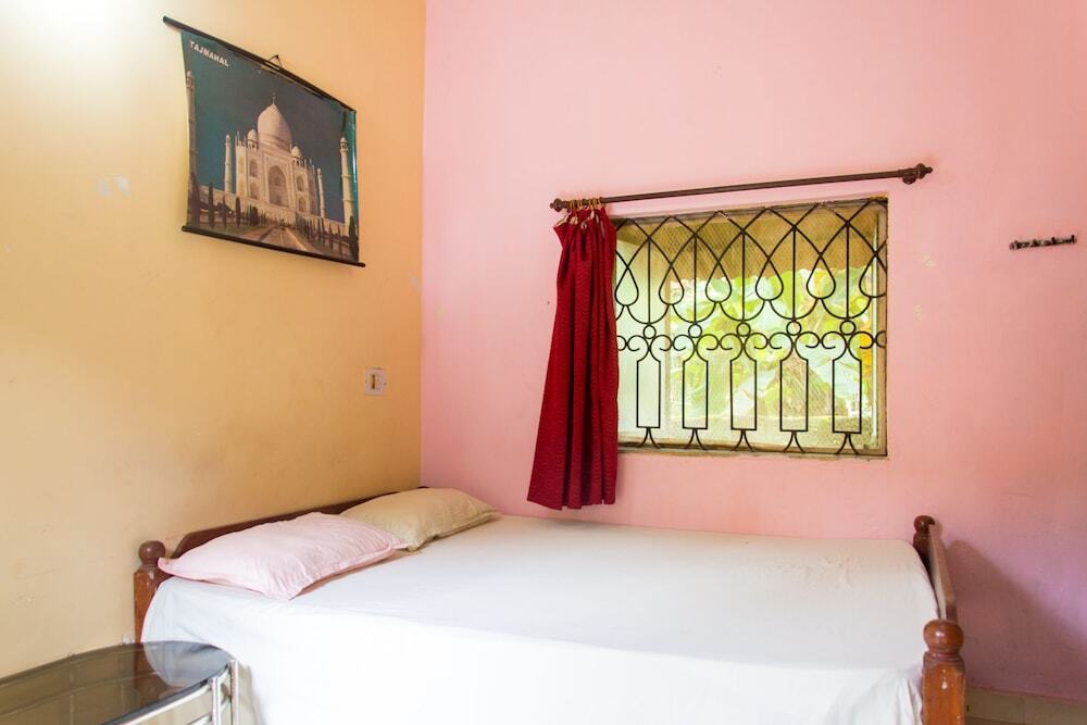 Анджуна: Silver Spring Guest House