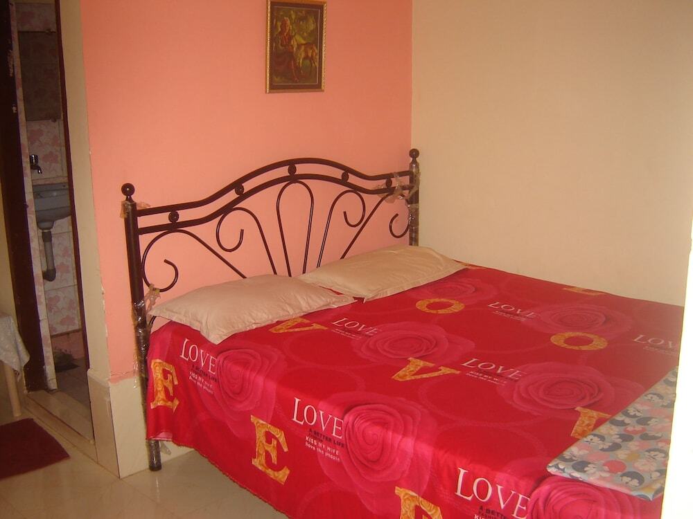 Анджуна: Silver Spring Guest House
