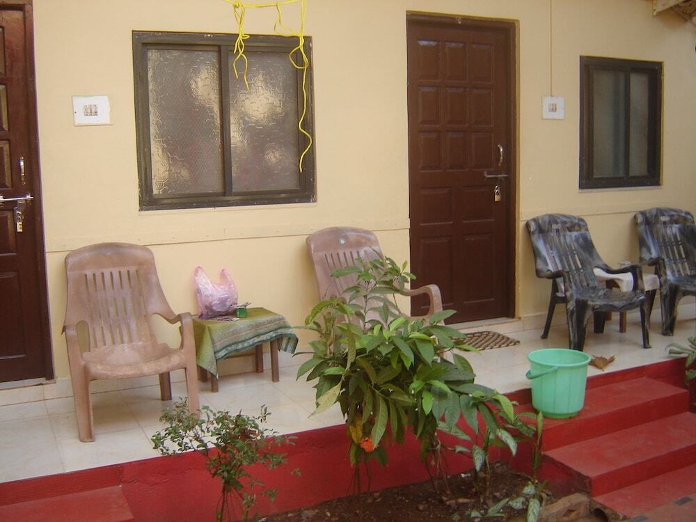 Анджуна: Silver Spring Guest House