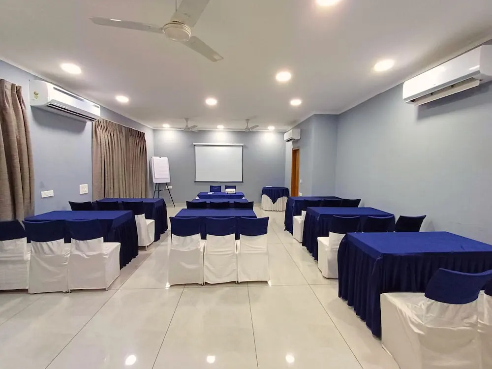 Гуруграм: Hotel Cymbal-sector 31 Gurgaon