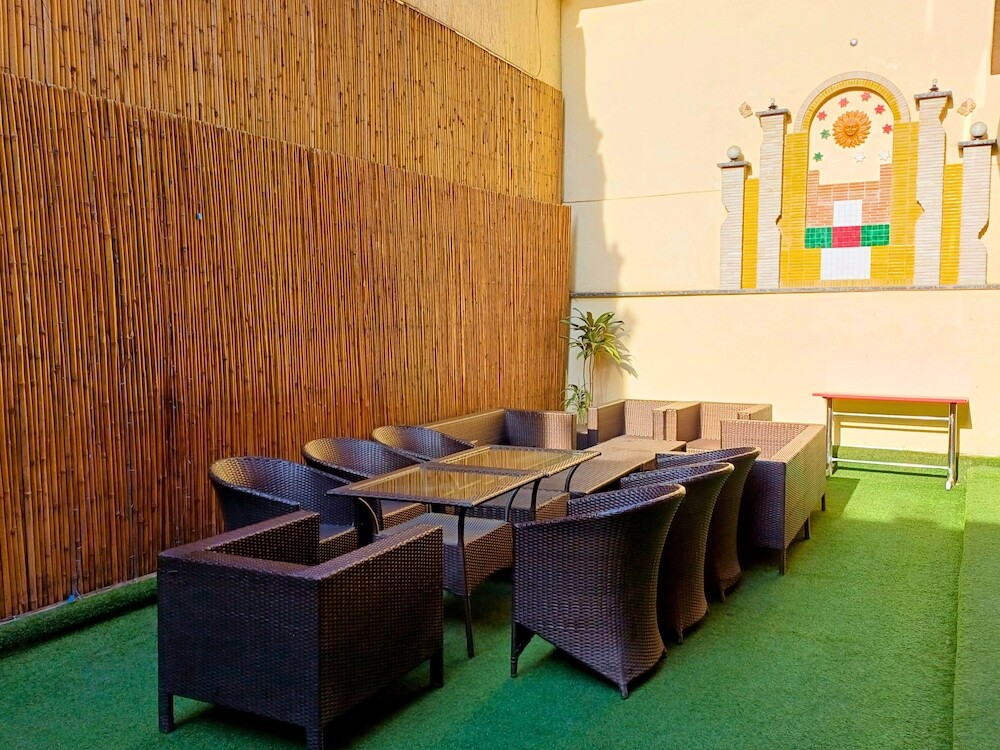 Гуруграм: Hotel Cymbal-sector 31 Gurgaon