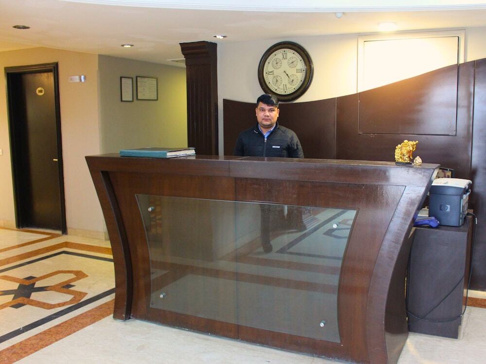 Гуруграм: Hotel Cymbal-sector 31 Gurgaon