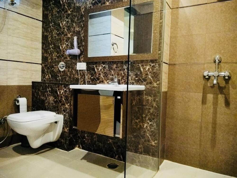 Гуруграм: Hotel Cymbal-sector 31 Gurgaon