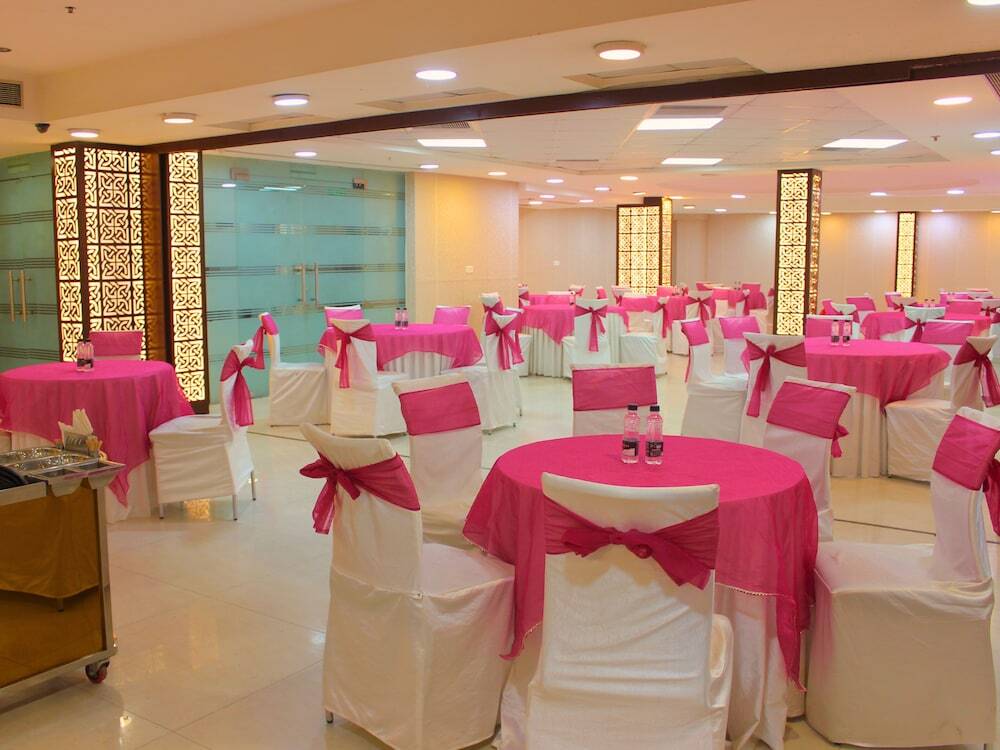 Гуруграм: Hotel Cymbal-sector 31 Gurgaon