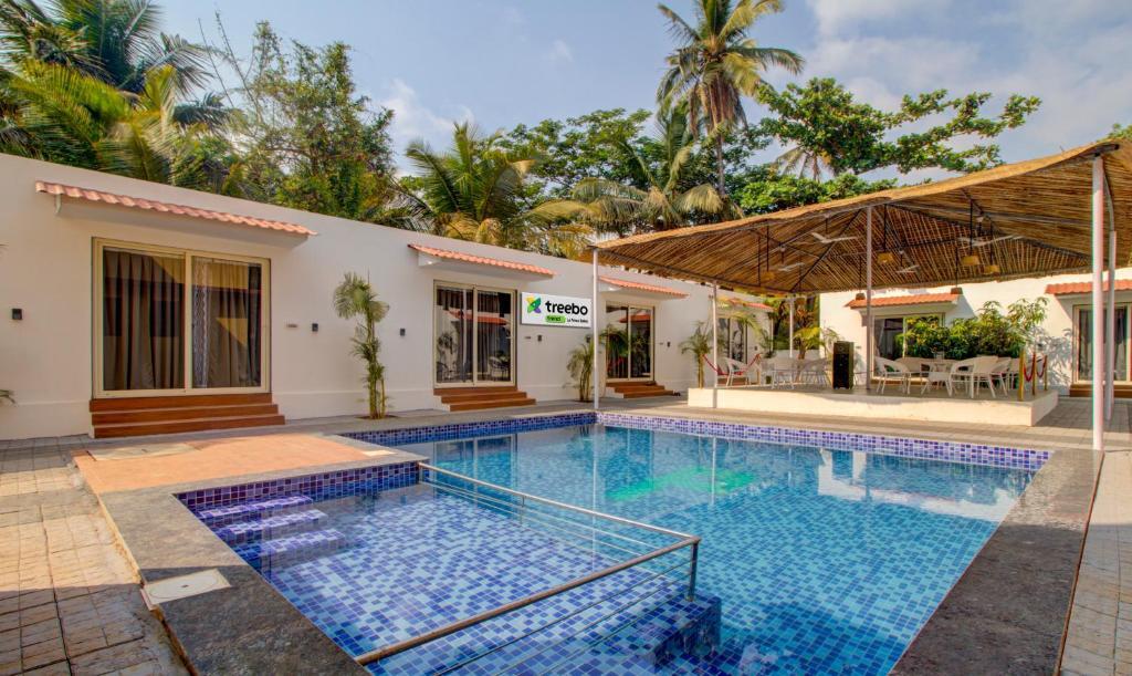 Морджим: Treebo La Prince Suites