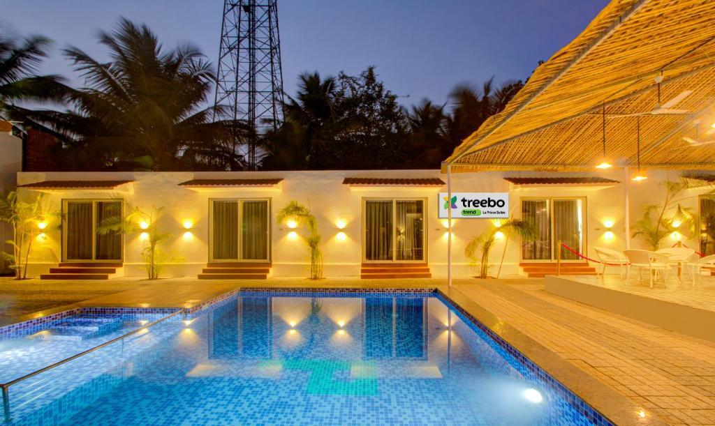 Морджим: Treebo La Prince Suites