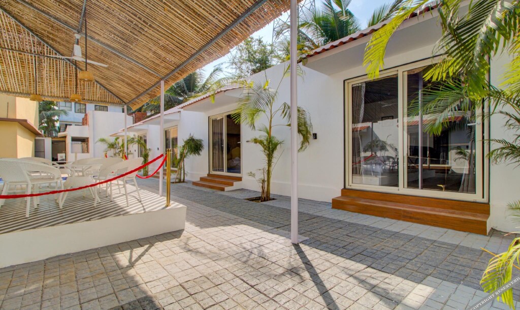 Морджим: Treebo La Prince Suites