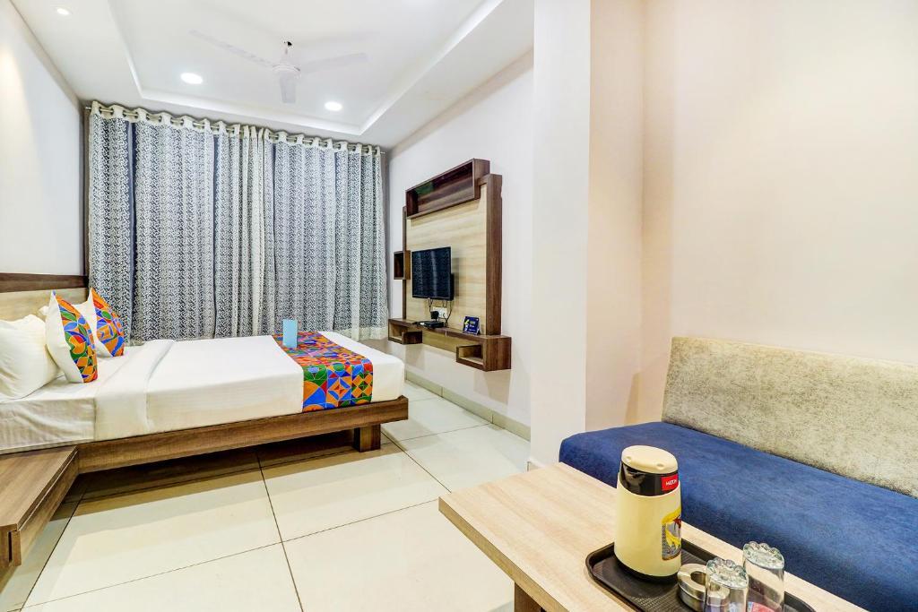 Индаур: Fabhotel Meera Palace