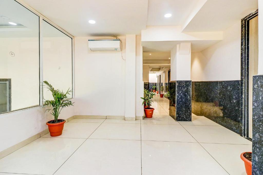 Индаур: Fabhotel Meera Palace