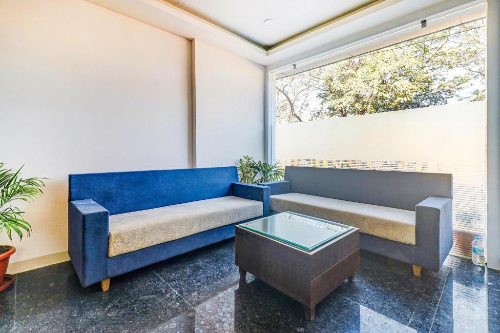 Индаур: Fabhotel Meera Palace