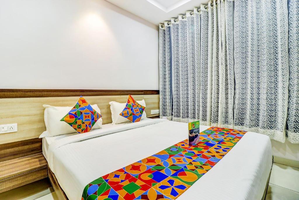 Индаур: Fabhotel Meera Palace