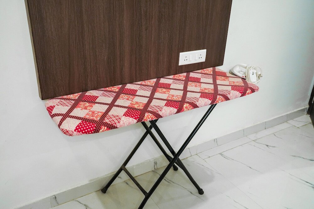 Гуруграм: Lime Tree 2Bhk Serviced Apartment