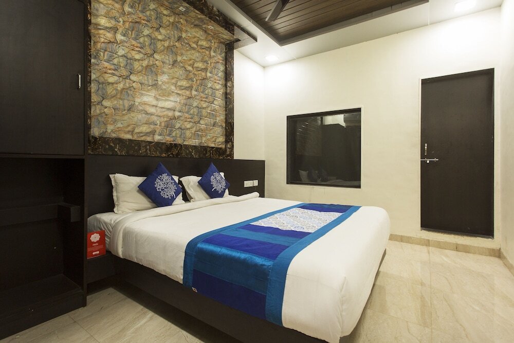 Лонавала: Hotel Swapnalok by OYO