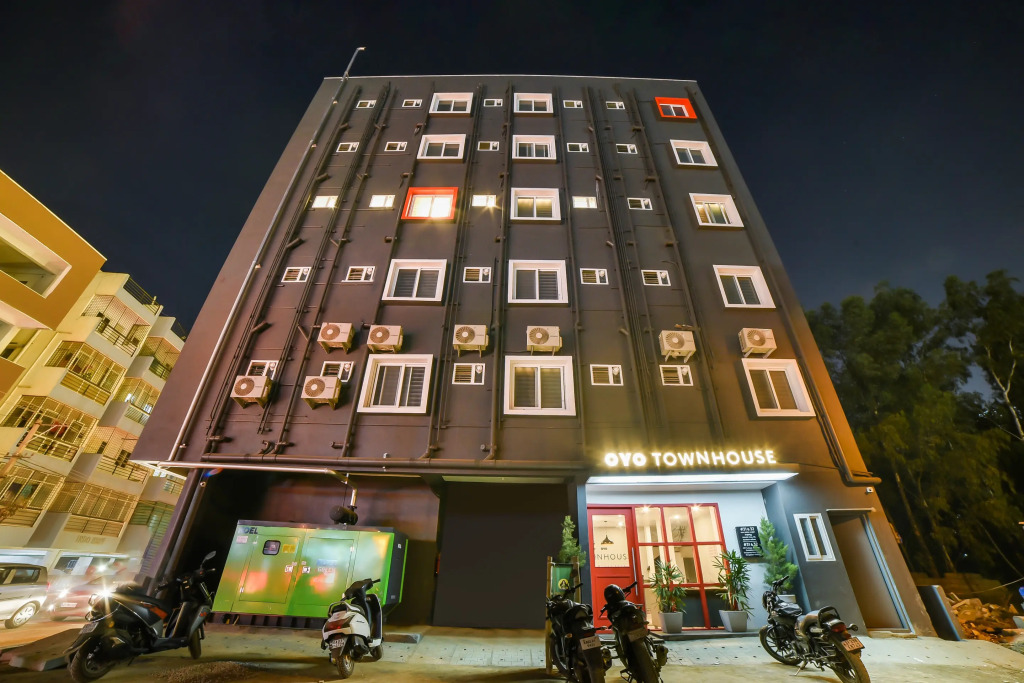 Бангалор: OYO Townhouse Boutique Design 363 Sarjapur Near 7D Voyage