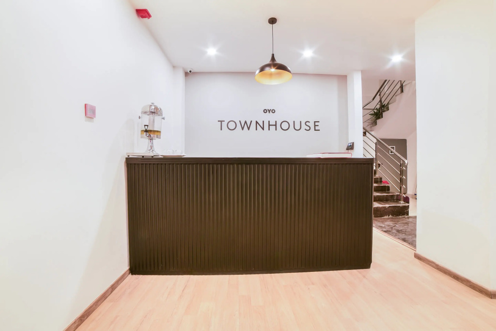 Бангалор: OYO Townhouse Boutique Design 363 Sarjapur Near 7D Voyage
