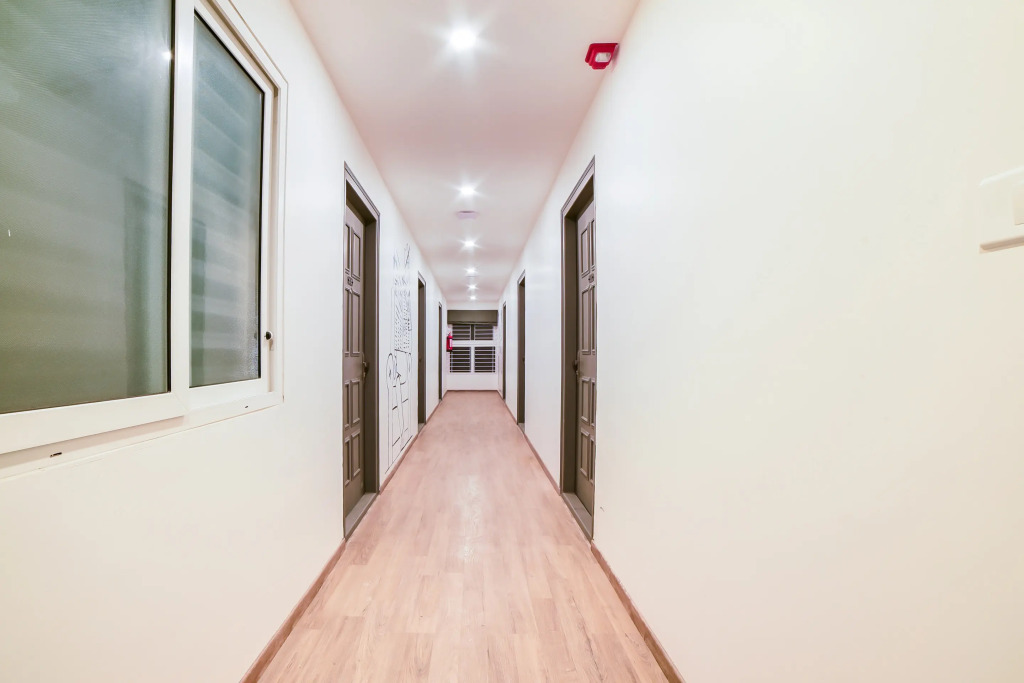 Бангалор: OYO Townhouse Boutique Design 363 Sarjapur Near 7D Voyage