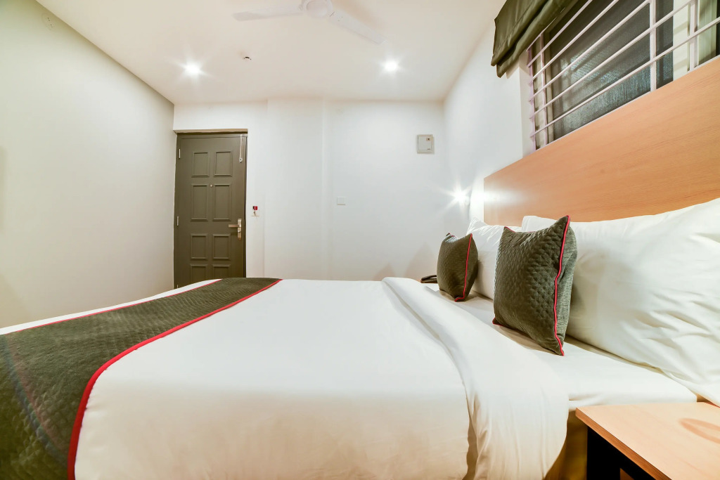 Бангалор: OYO Townhouse Boutique Design 363 Sarjapur Near 7D Voyage