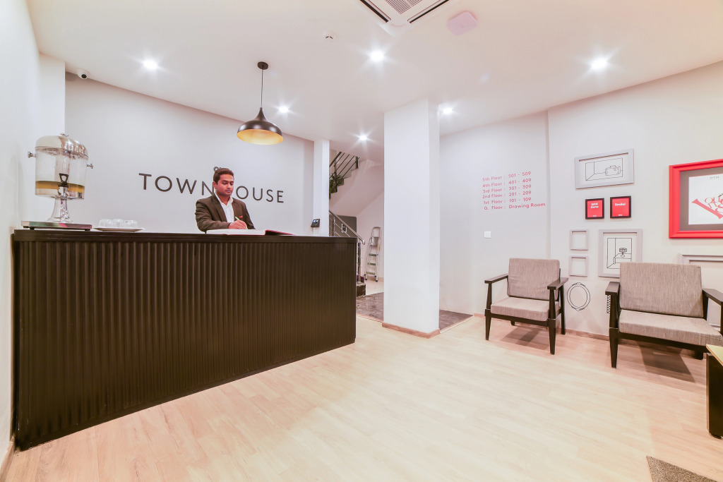 Бангалор: OYO Townhouse Boutique Design 363 Sarjapur Near 7D Voyage