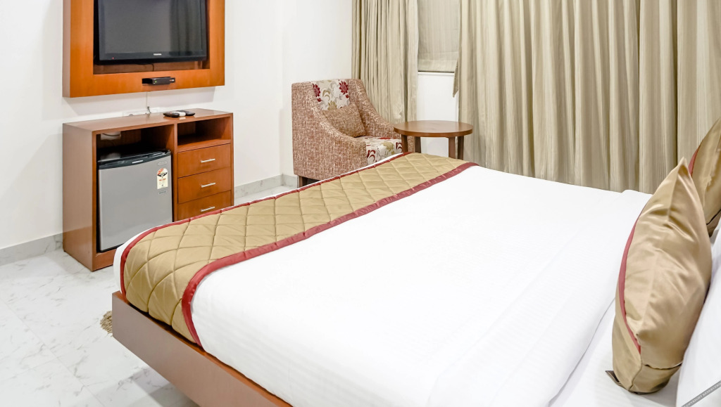 Нави-Мумбай: The Altruist Business Hotel (NM -1)