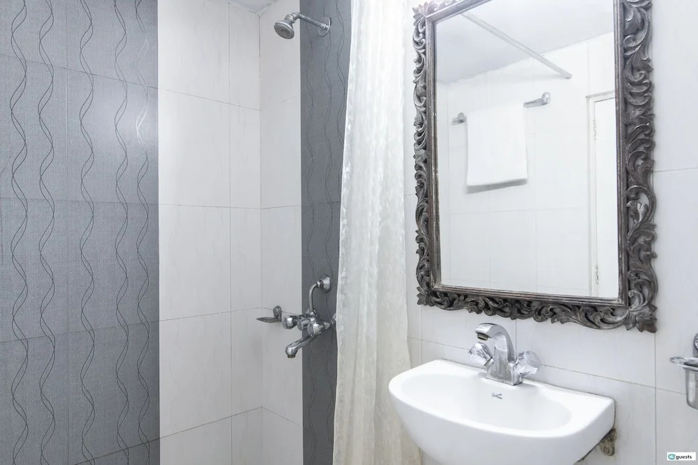 Мумбаи: HiGuests Vacation Homes - The Gulf Hotel