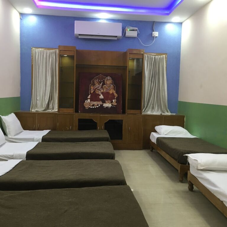 Тирупати: Jayaram Residency Tirupathi