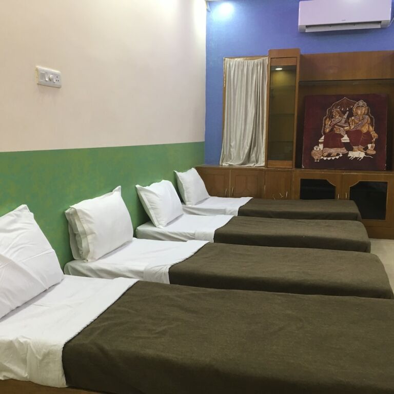 Тирупати: Jayaram Residency Tirupathi