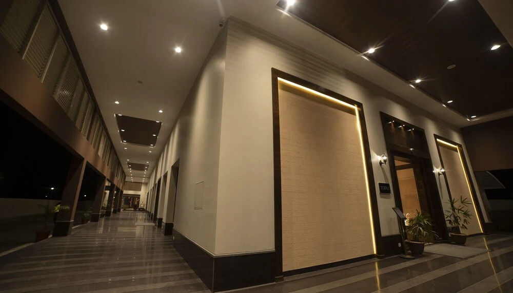 Бхопал: Hotel Rajhans Abhinandan