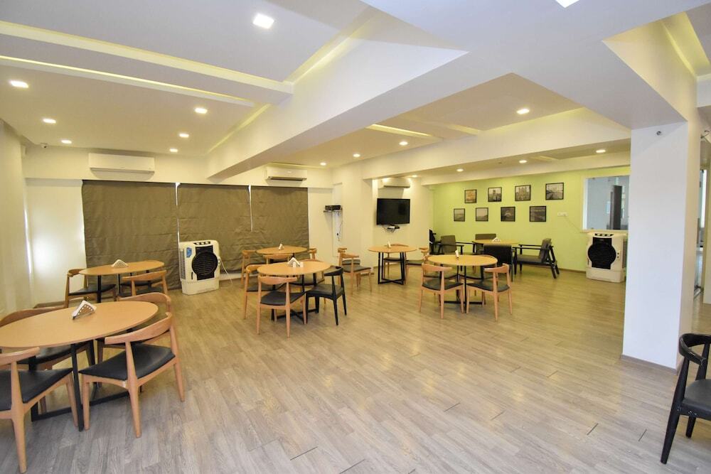 Нави-Мумбай: IVY Hotel Navi Mumbai
